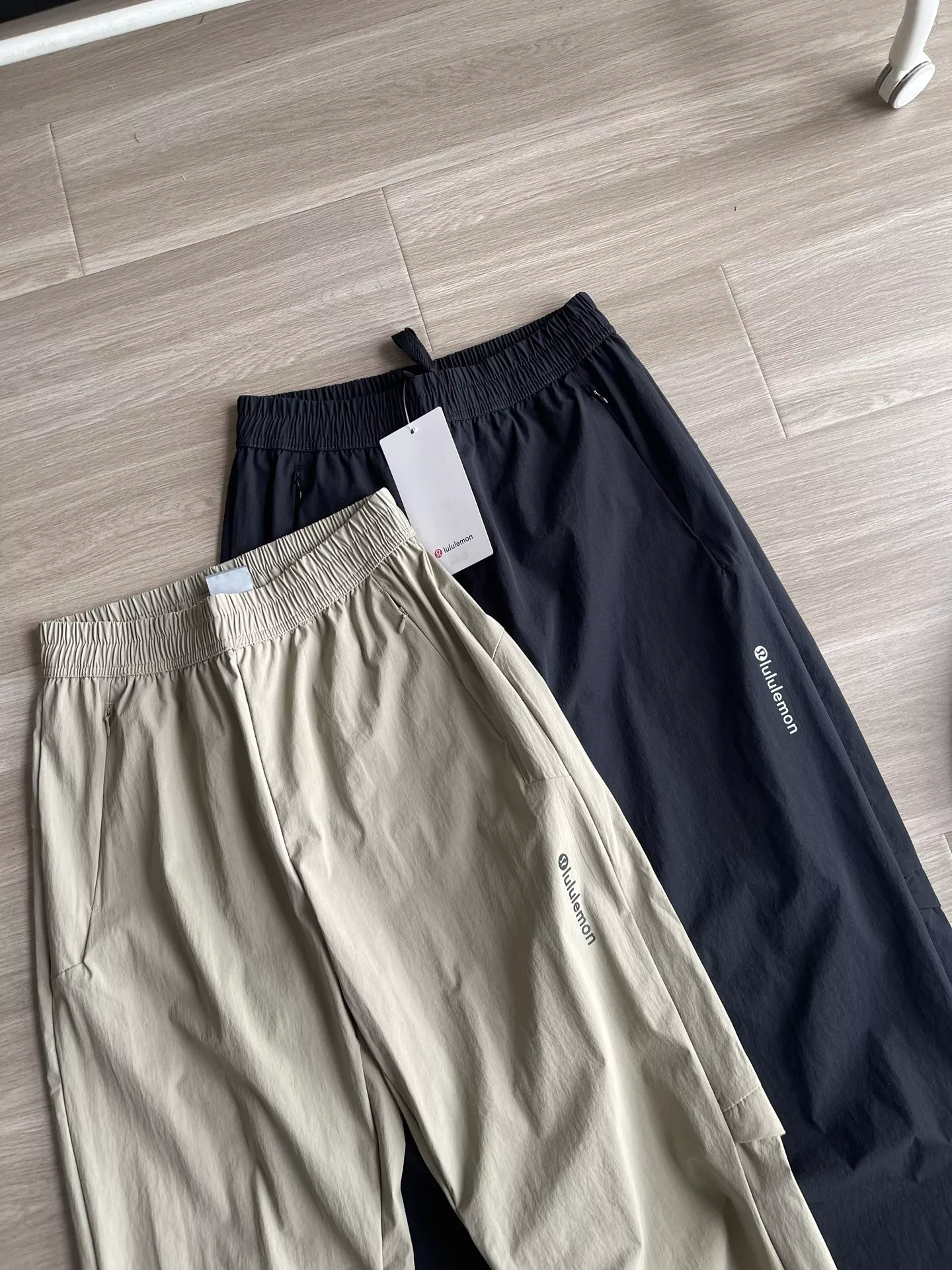 룰루레몬 남성 쿨링 밴딩 팬츠 상세 이미지 5