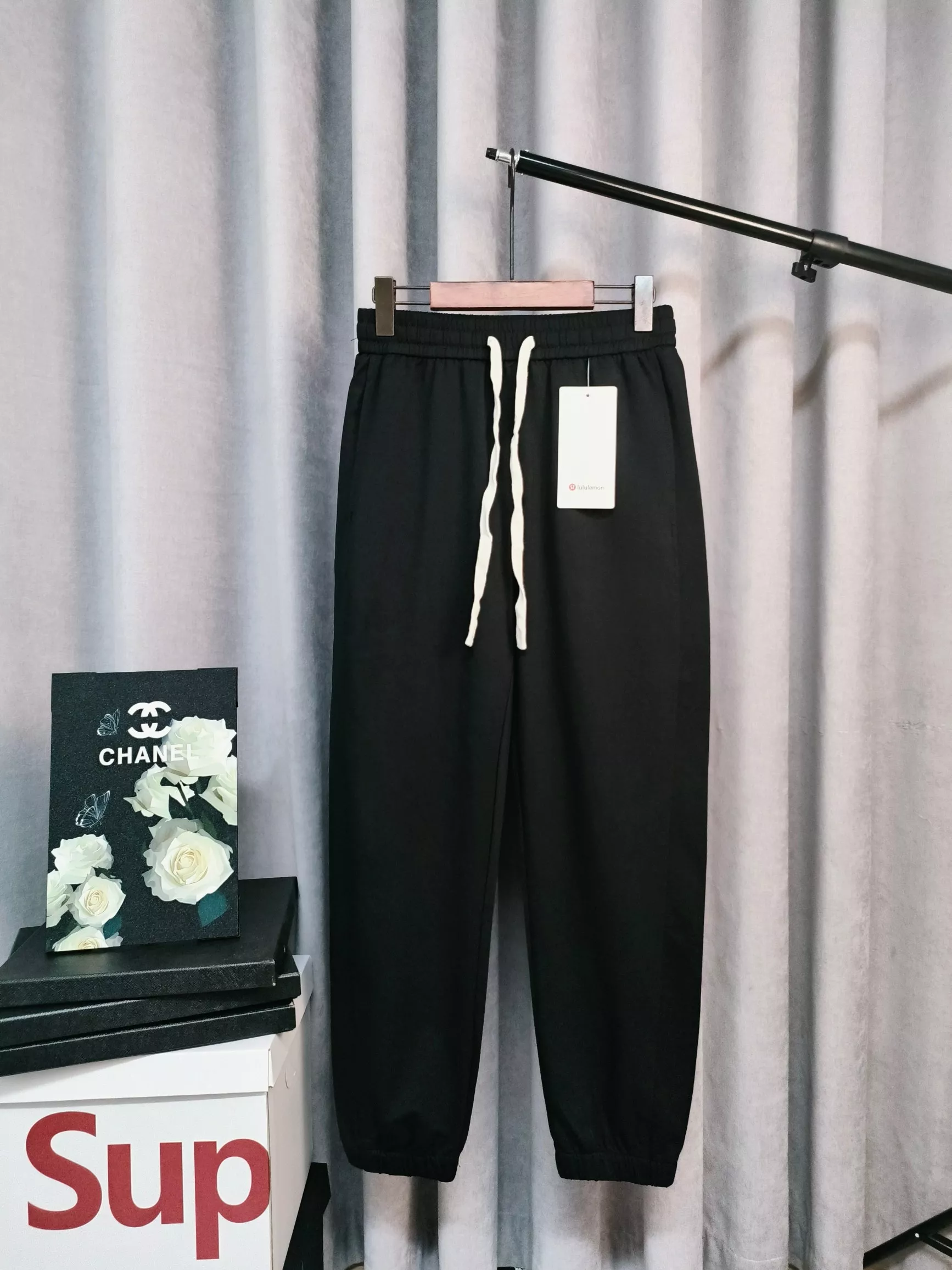 룰루레몬 경량 조거 스타일 밴딩 팬츠 상세 이미지 3
