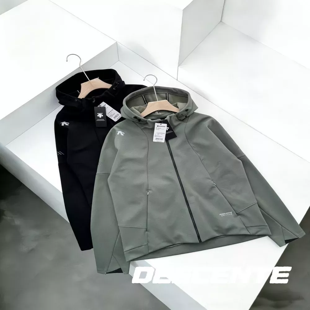 데상트 기능성 후드 집업 아우터