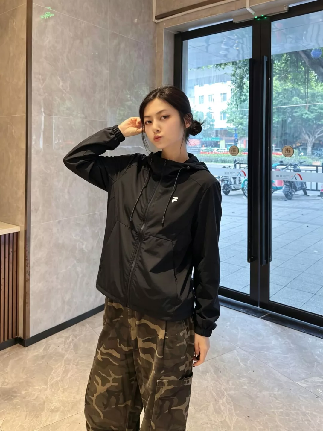휠라 자외선 차단 기능성 후드 아우터 상세 이미지 10