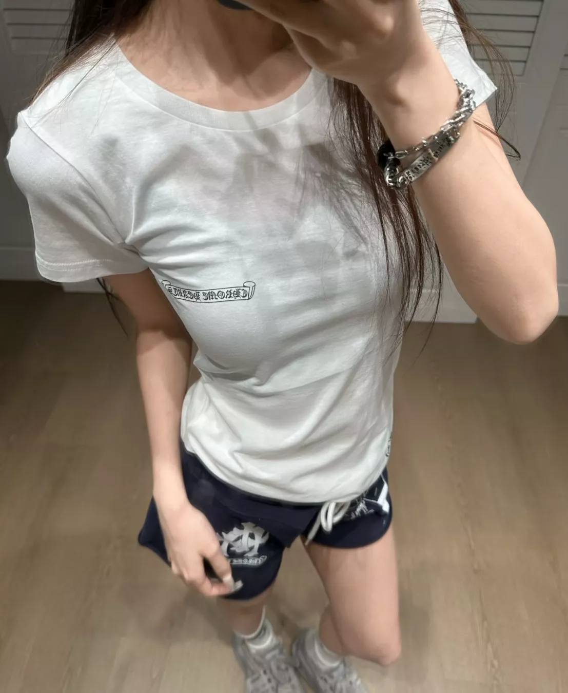 크롬하츠 빈티지 무드 크로스 프린트 슬림 반팔 탑 상세 이미지 22