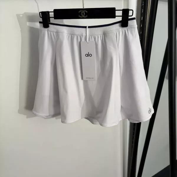 알로 반사 로고 프릴 숏 스커트