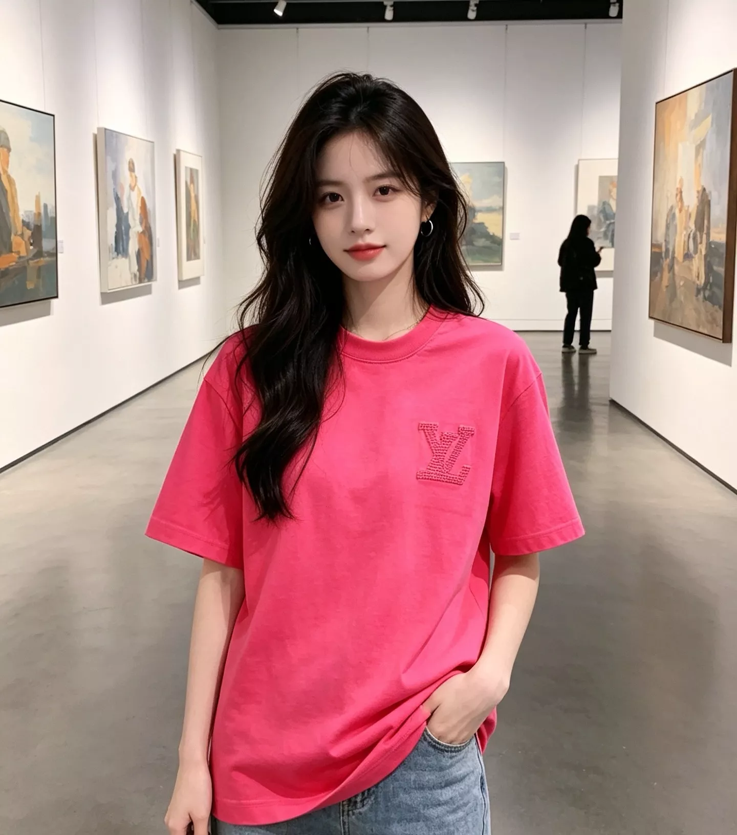 루이비통 가슴 로고 입체 자수 라운드 반팔 탑 상세 이미지 11