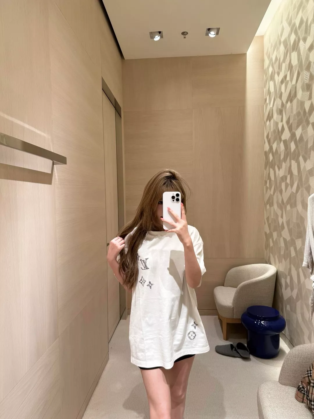 루이비통 모노그램 사시코 자수 코튼 반팔 탑 상세 이미지 17