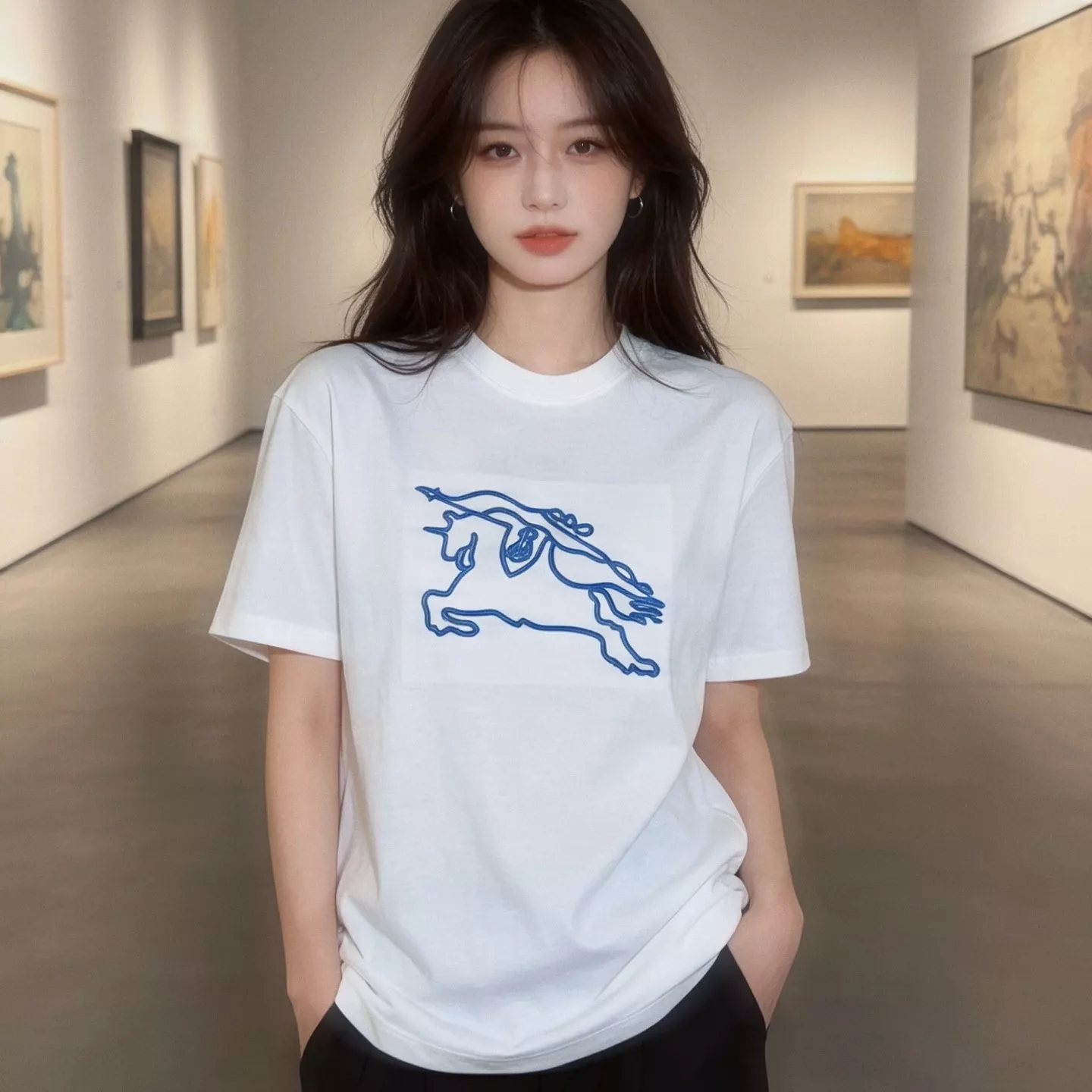 버버리 전마 자수 라운드 코튼 반팔 상의 상세 이미지 15