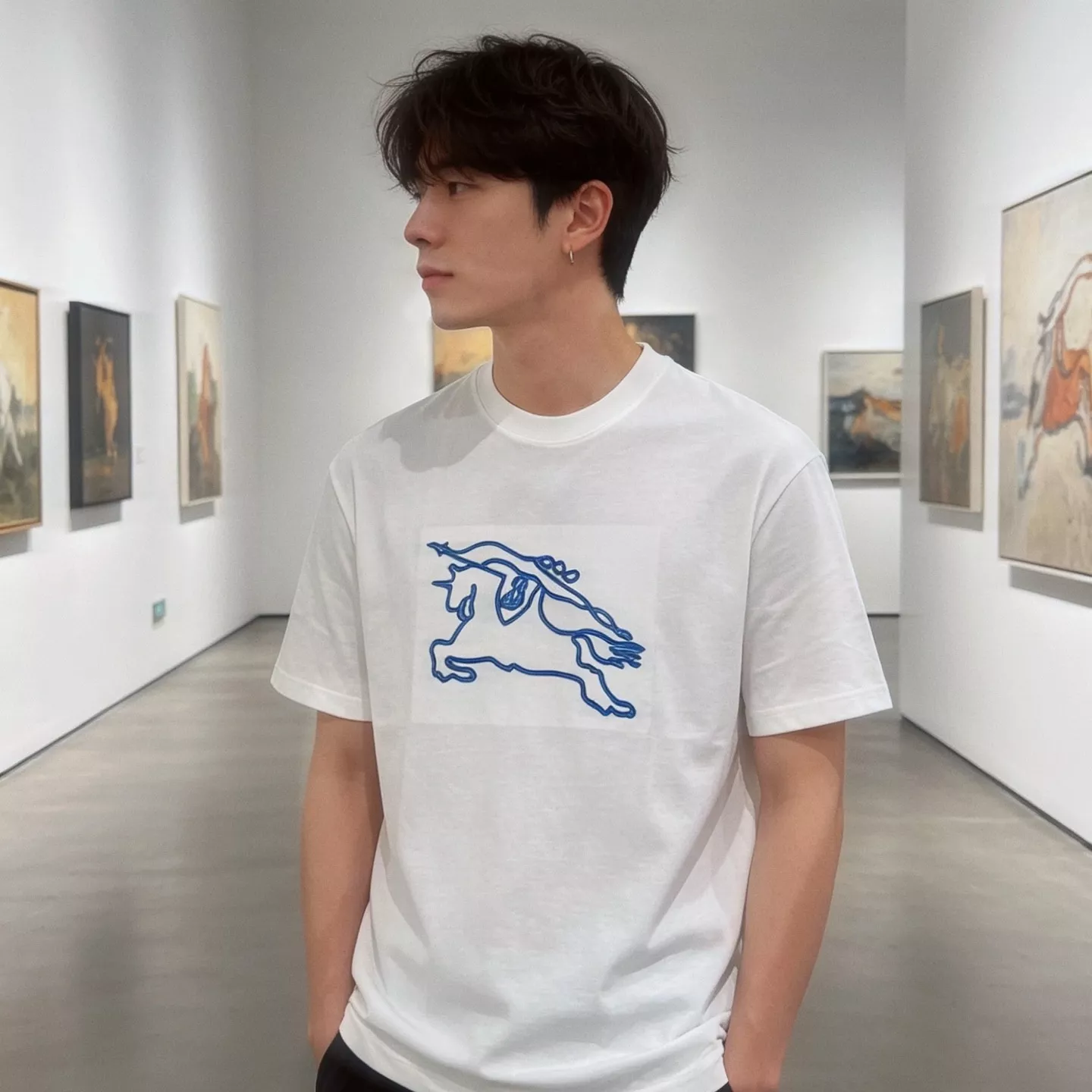 버버리 전마 자수 라운드 코튼 반팔 상의 상세 이미지 17