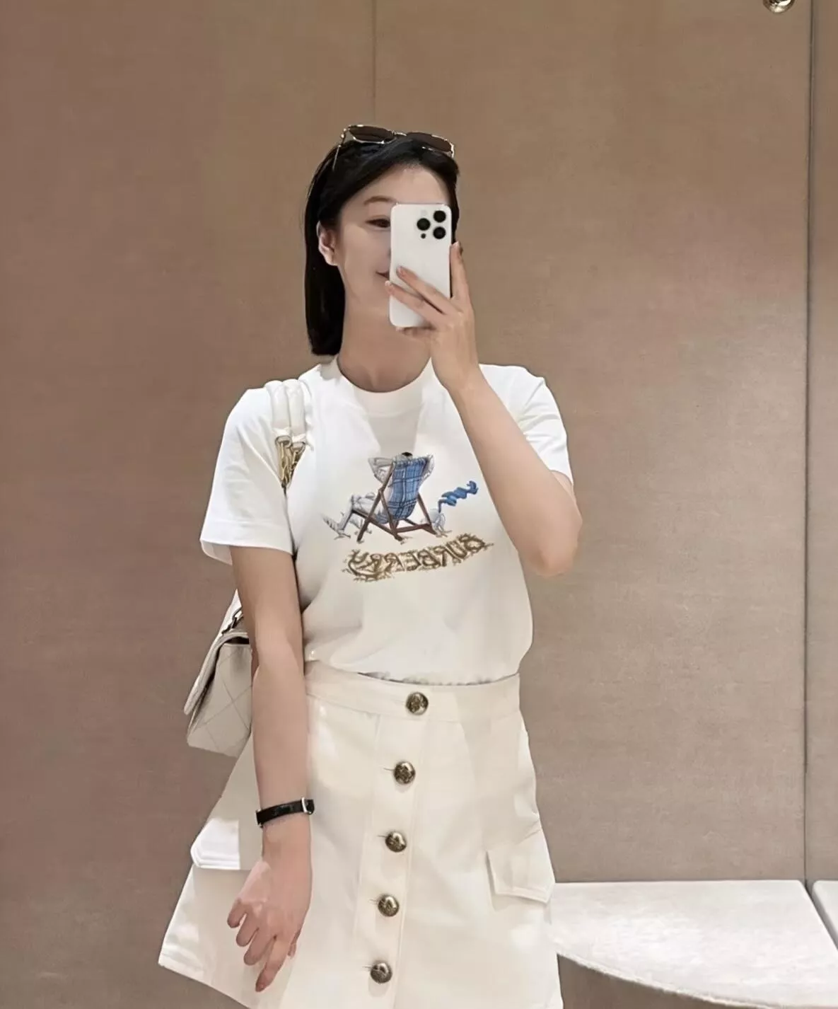 버버리 라운지 체어 프린트 코튼 상의 상세 이미지 18