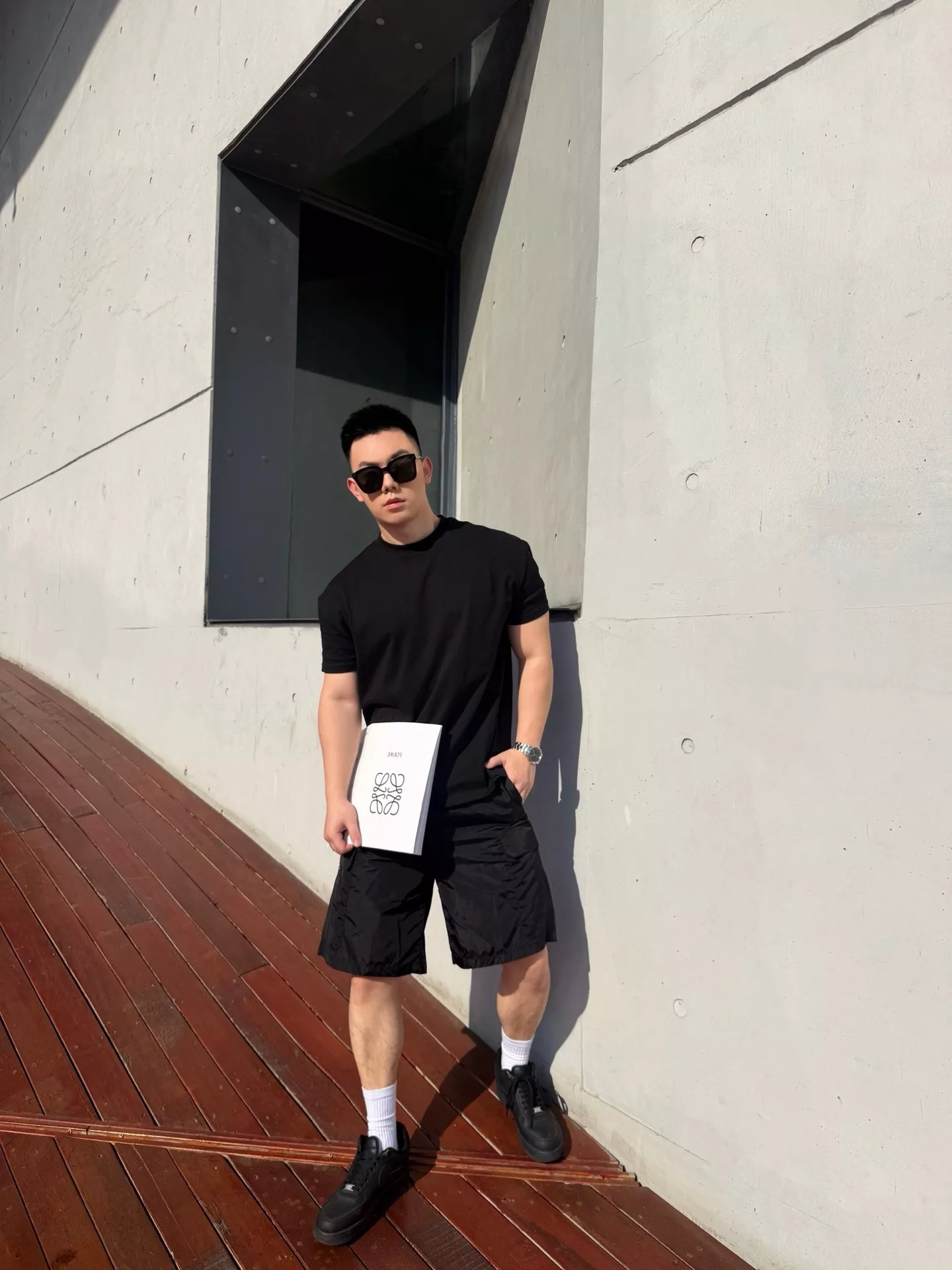 프라다 삼각 로고 나일론 카고 쇼츠 상세 이미지 15