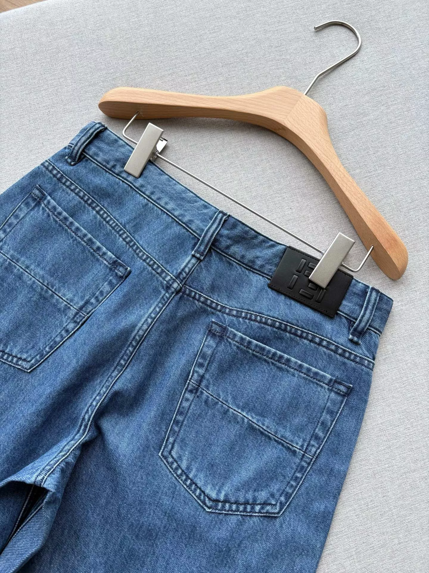 펜디 빈티지 워시드 데님 하프 팬츠 상세 이미지 17