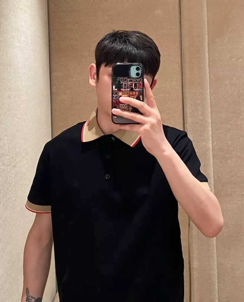 버버리 레터링 포인트 피케 폴로 상의 상세 이미지 14