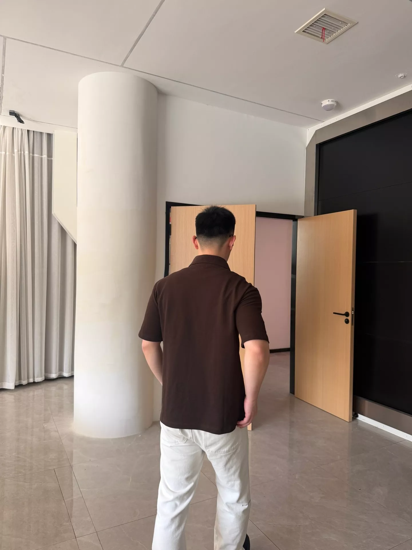 로에베 자수 로고 코튼 피케 폴로 상의 상세 이미지 24