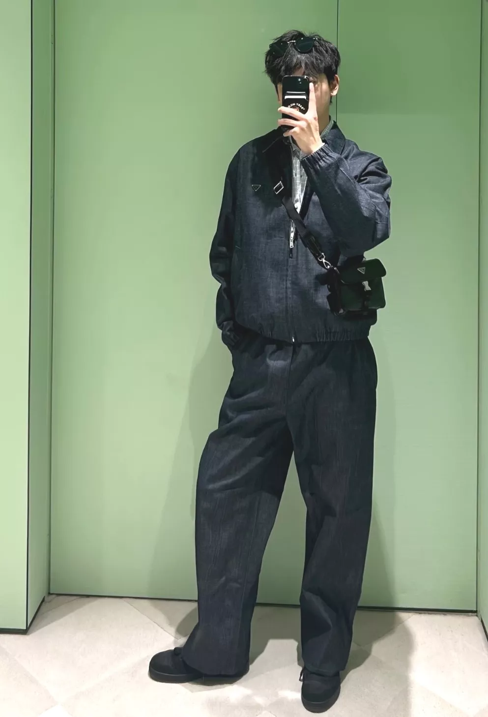 프라다 데님 카라 집업 아우터 상세 이미지 29