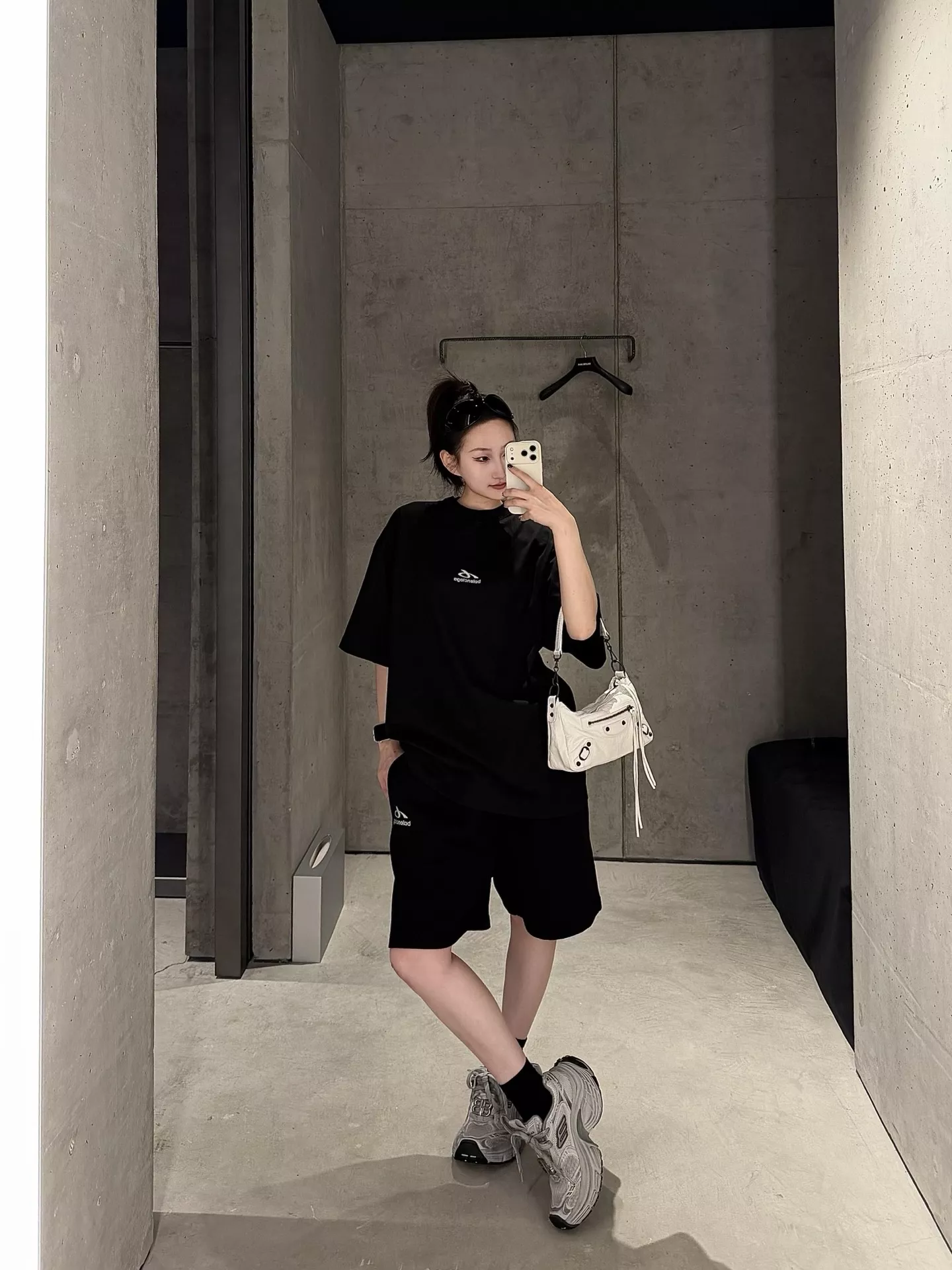 발렌시아가 테크웨어 반팔 티셔츠와 쇼츠 구성 세트 상세 이미지 24