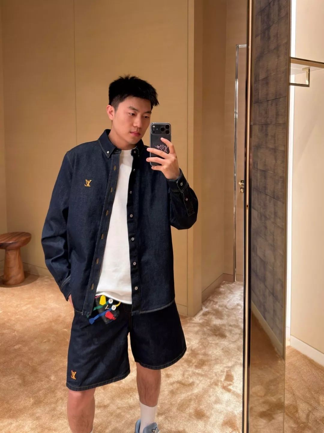 루이비통 워싱 데님 카라 셔츠와 쇼츠 구성 상세 이미지 21