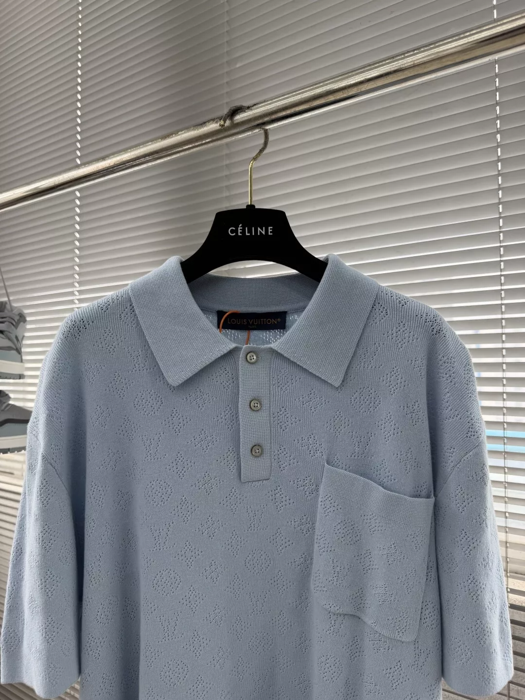 루이비통 모노그램 자카드 카라 니트 탑 상세 이미지 2