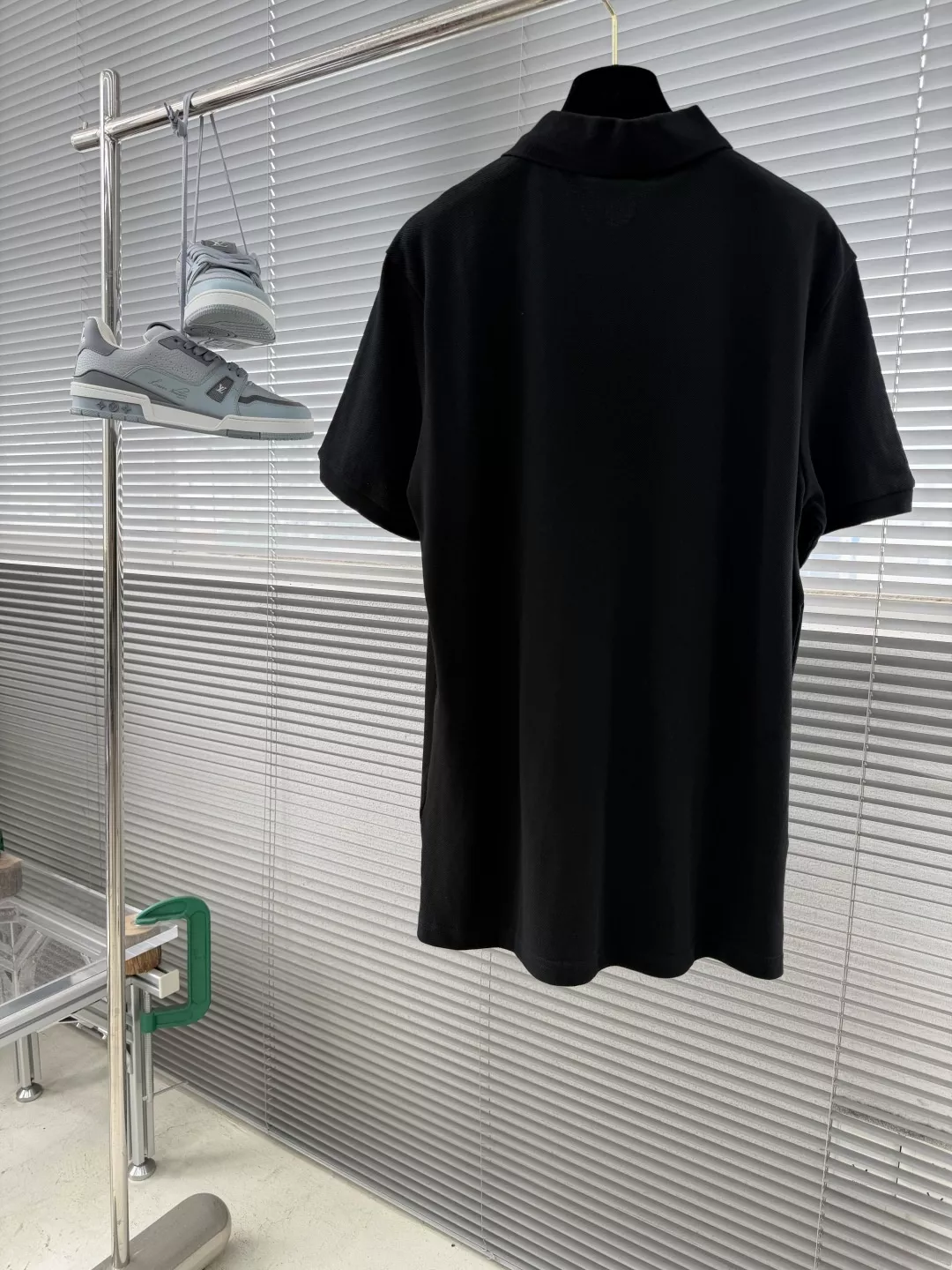 몽클레어 삼색 패치 포인트 폴로 상의 상세 이미지 24