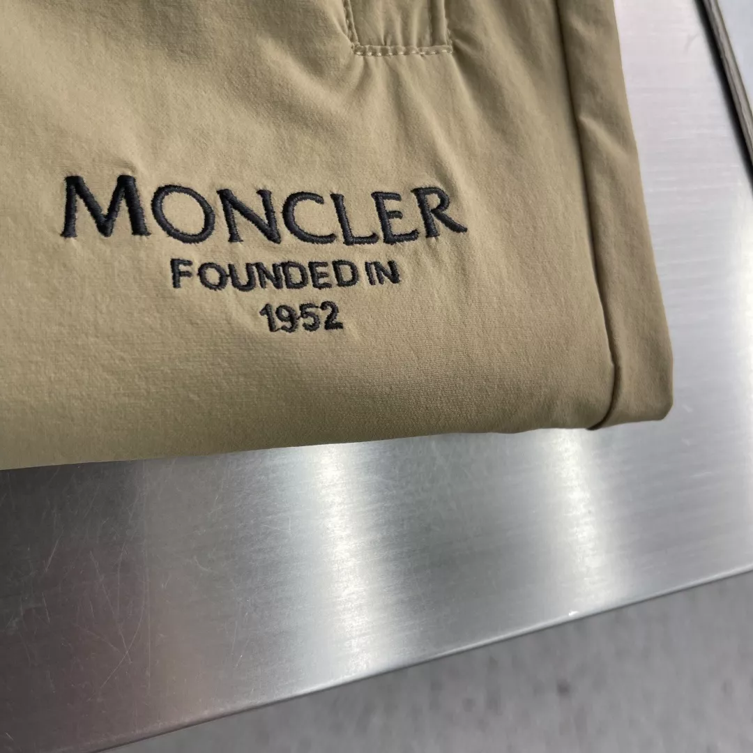 몽클레어 로고 포인트 밴딩 조거 팬츠 상세 이미지 6