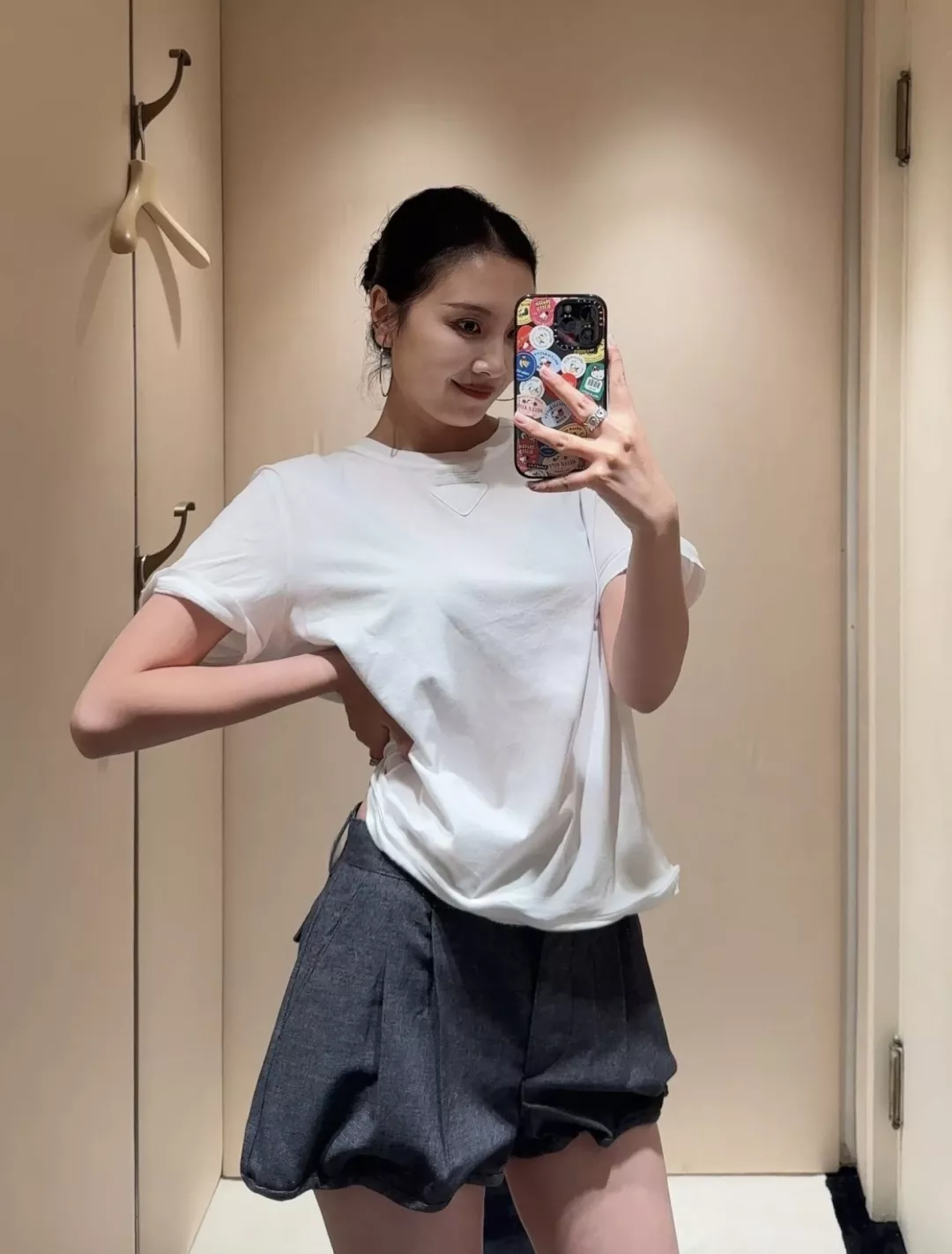 프라다 로고 라벨 포인트 쇼트 팬츠 상세 이미지 13