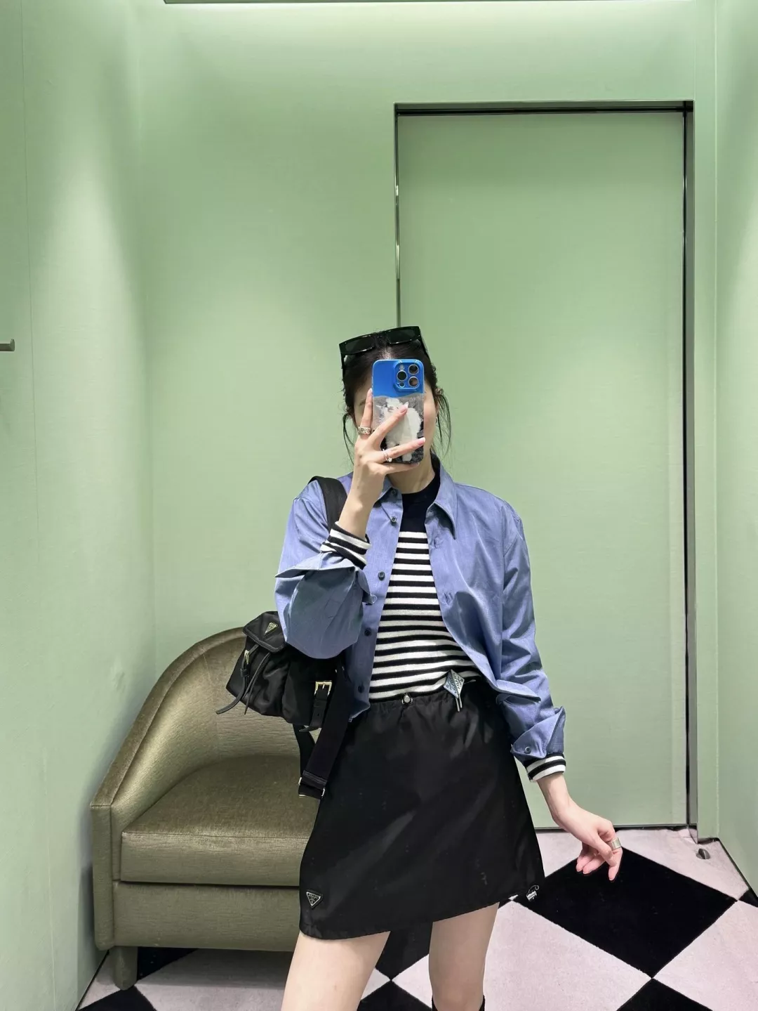 프라다 삼각 로고 포인트 나일론 스커트 상세 이미지 13