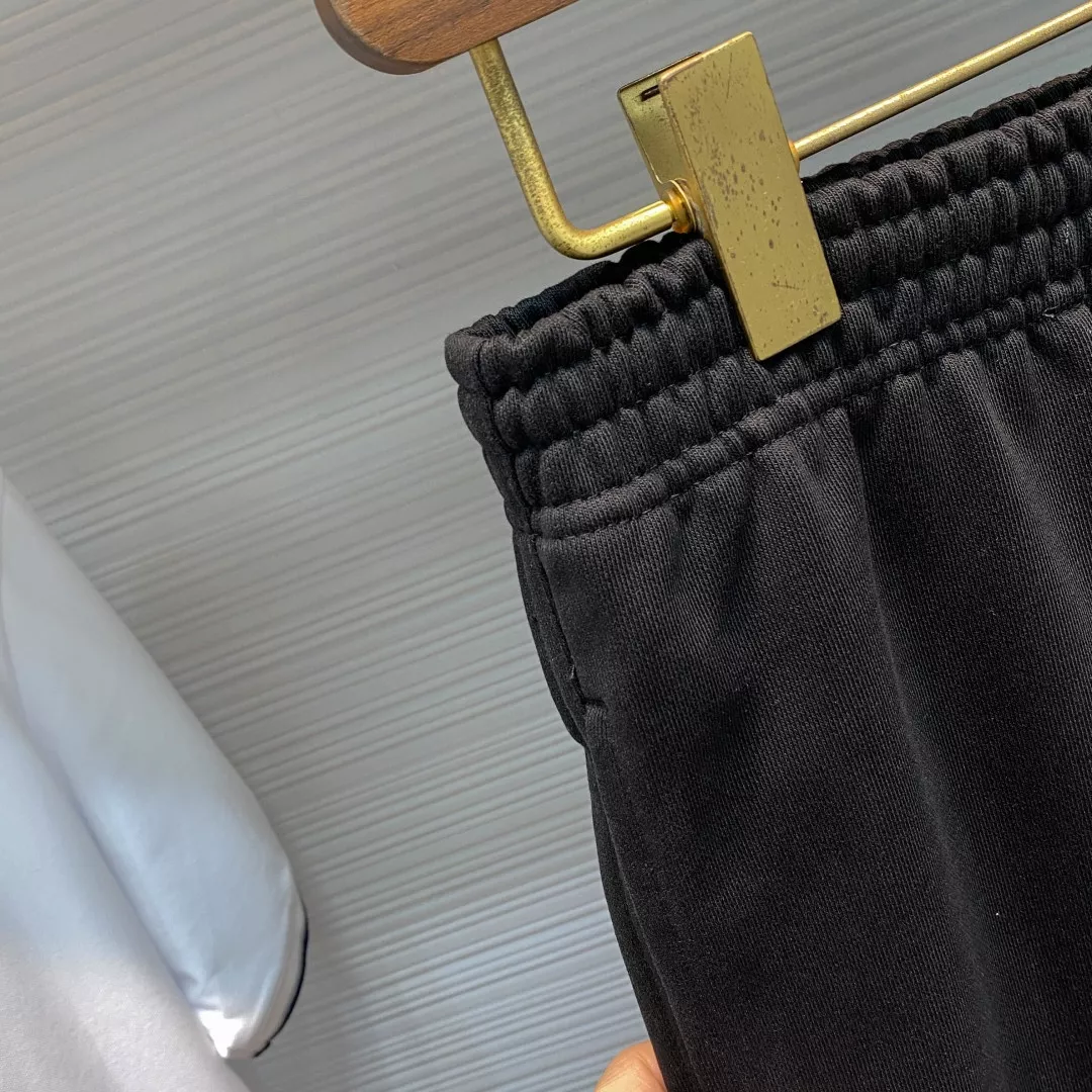 버버리 클래식 체크 자수 드로스트링 쇼츠 상세 이미지 4