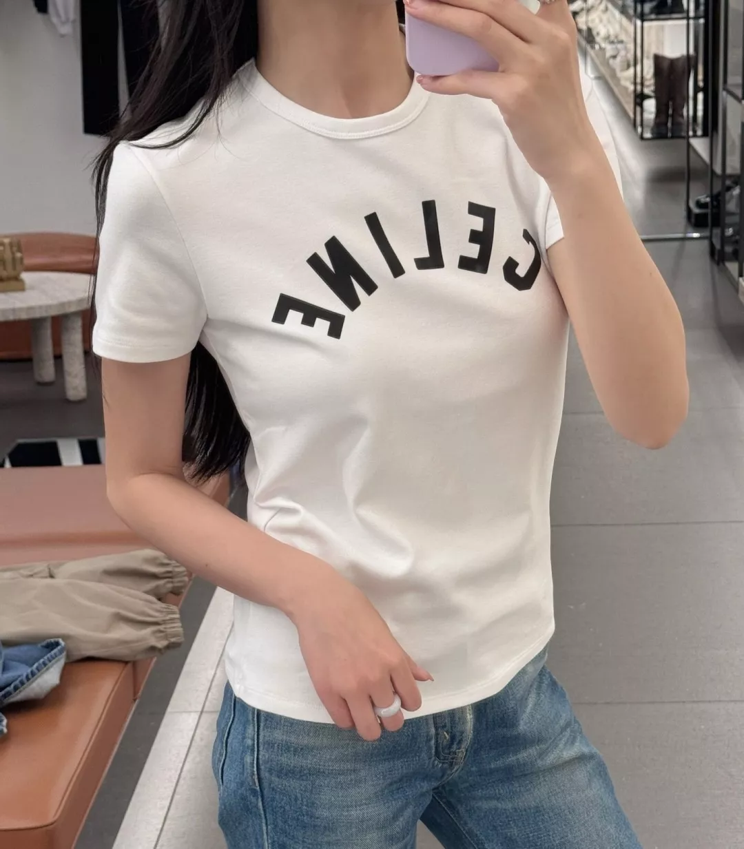 셀린느 아치 로고 슬림핏 크루넥 티 상세 이미지 26