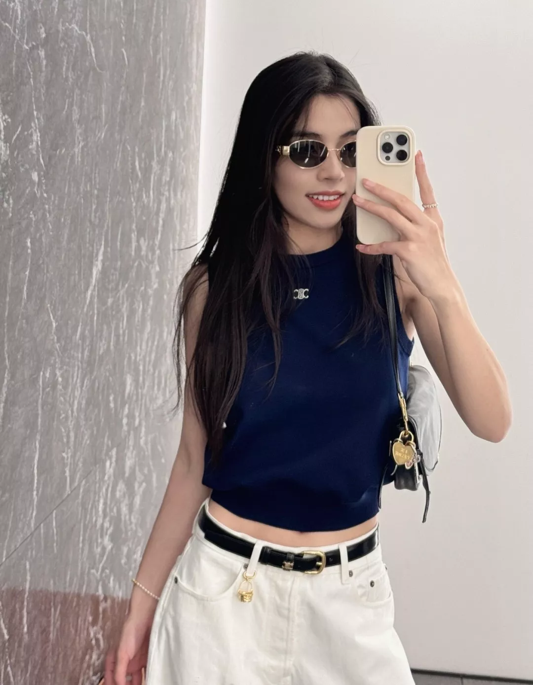 셀린느 트리오페 자수 코튼 슬리브리스 상세 이미지 18