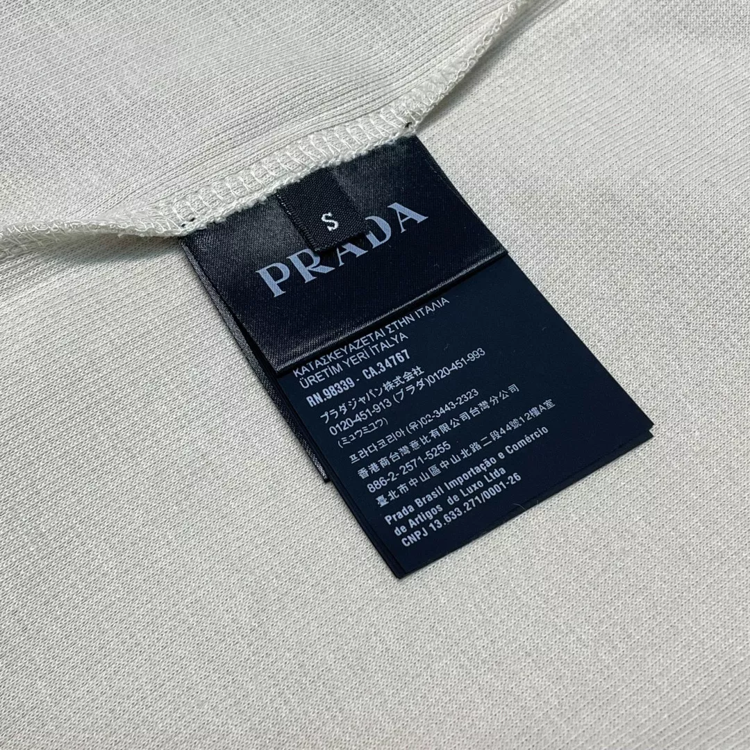 프라다 와플 조직 삼각 로고 반팔 탑 상세 이미지 15
