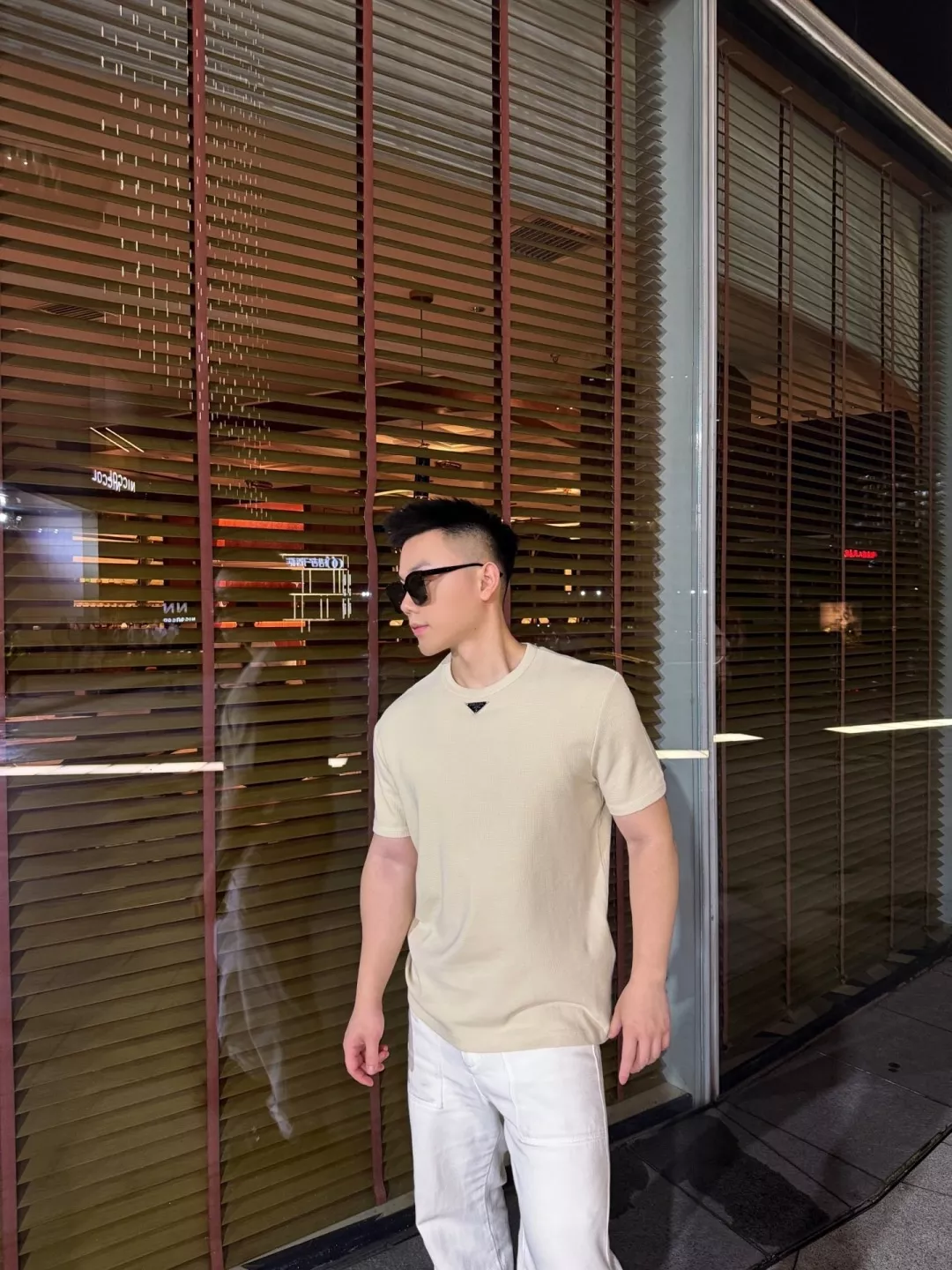 프라다 와플 조직 삼각 로고 반팔 탑 상세 이미지 26