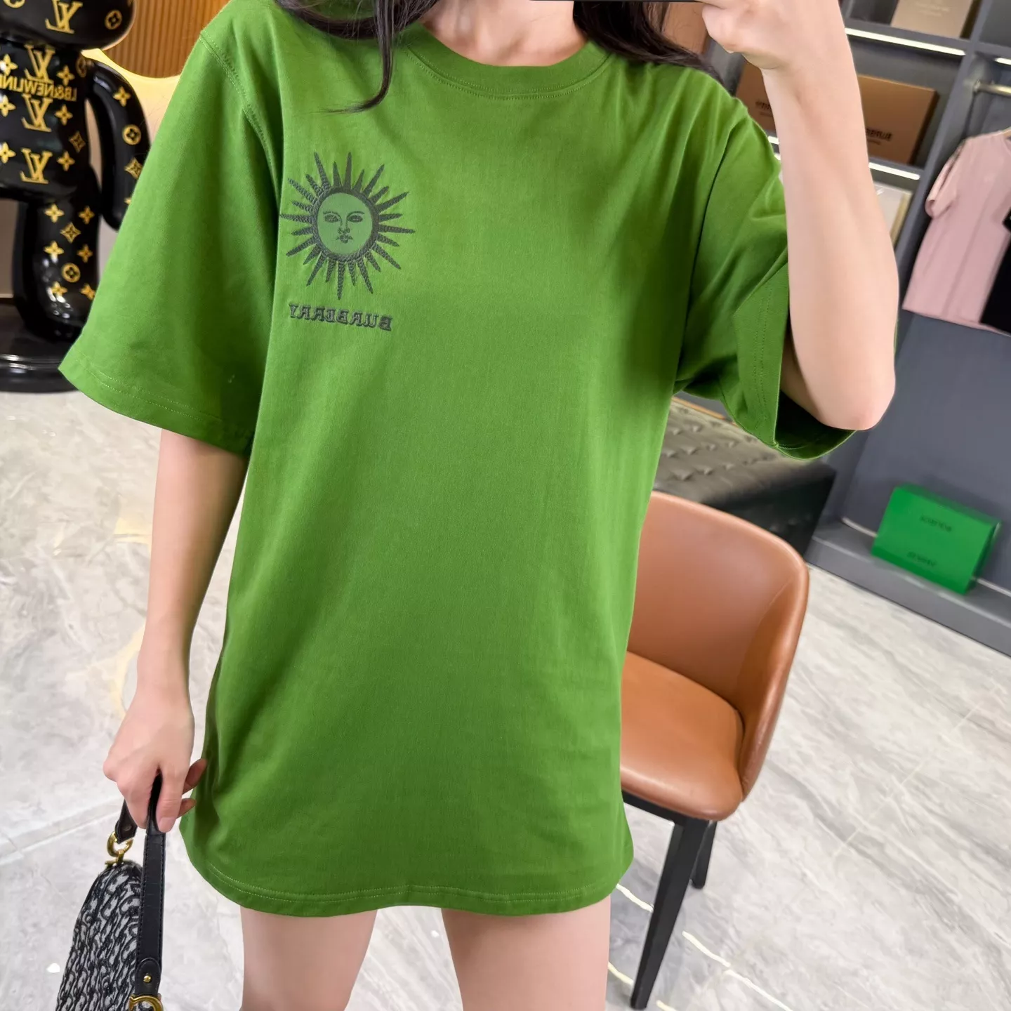 버버리 선다이얼 자수 포인트 코튼 반팔 탑 상세 이미지 59