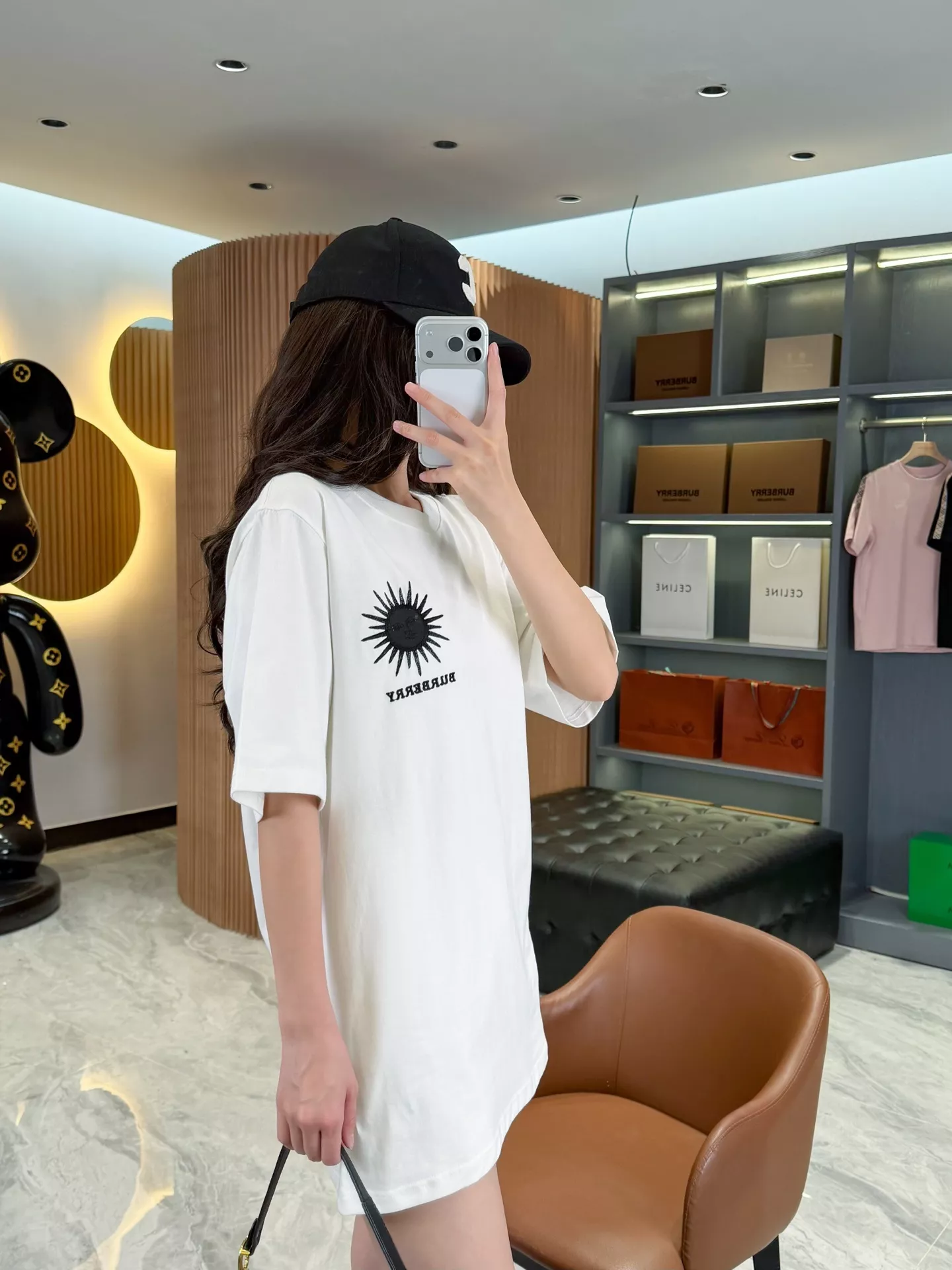 버버리 선다이얼 자수 포인트 코튼 반팔 탑 상세 이미지 69