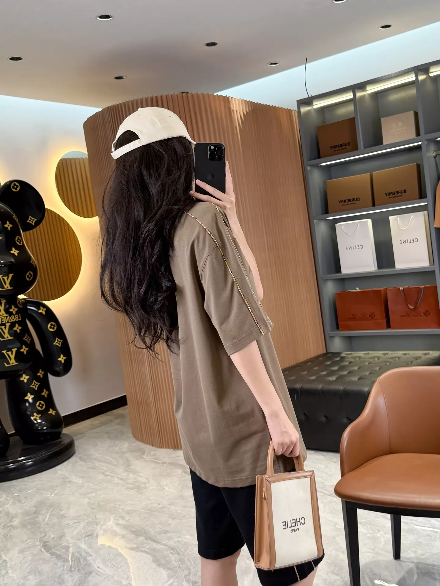 버버리 체크 롤링 디테일 코튼 크루넥 탑 상세 이미지 82