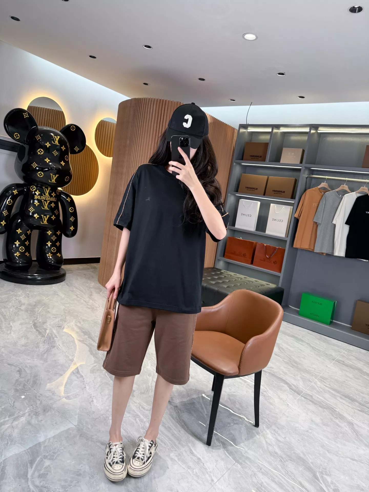 버버리 체크 롤링 디테일 코튼 크루넥 탑 상세 이미지 75
