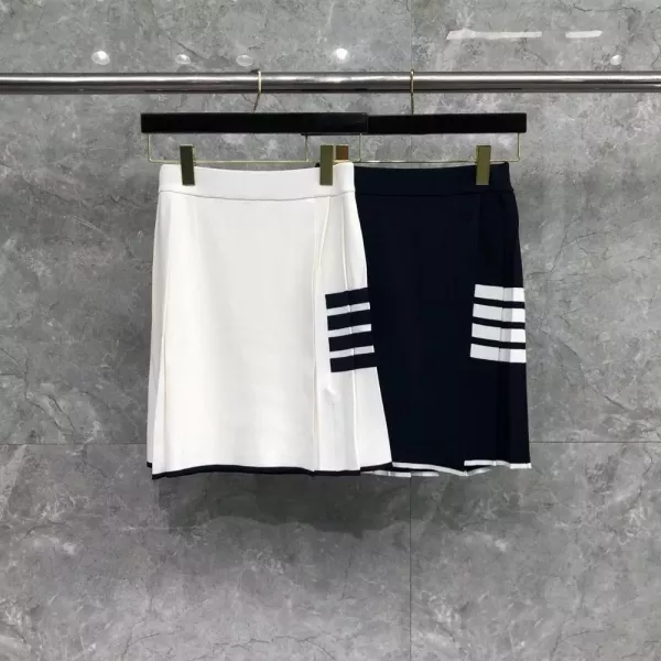 톰브라운 플리츠 랩 스타일 니트 스커트