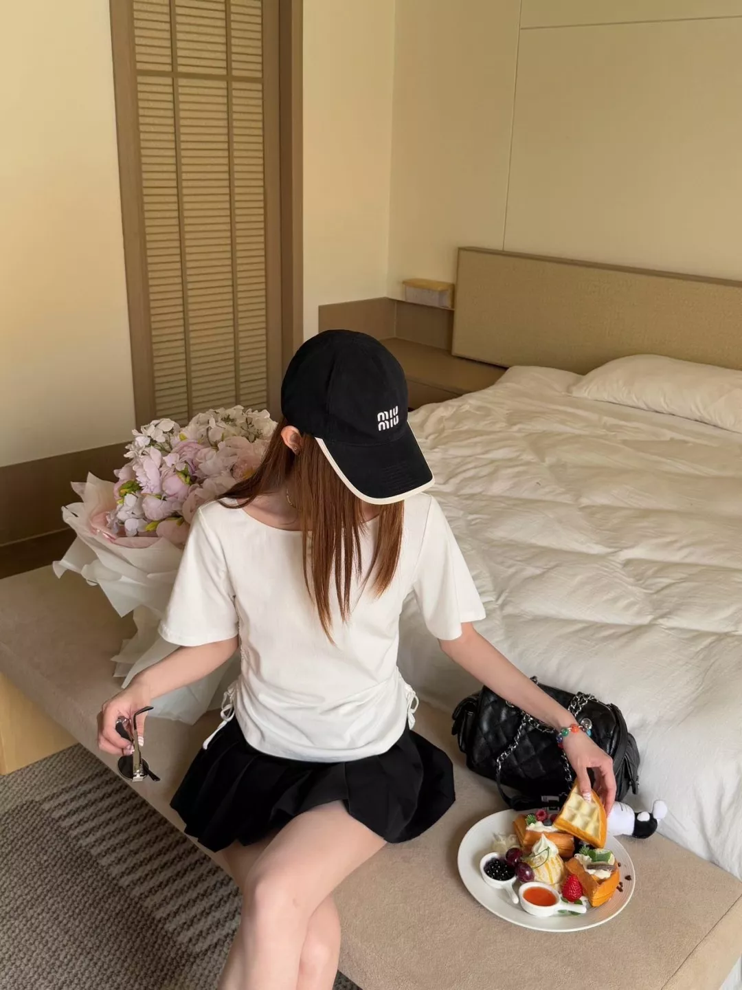 발렌시아가 사이드 스트링 포인트 코튼 탑 상세 이미지 24