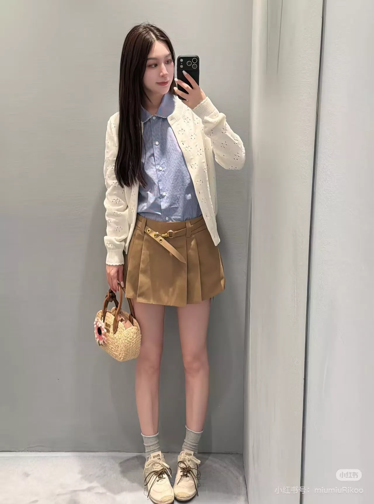 미우미우 카키 컬러 플리츠 벨트 스커트 상세 이미지 15