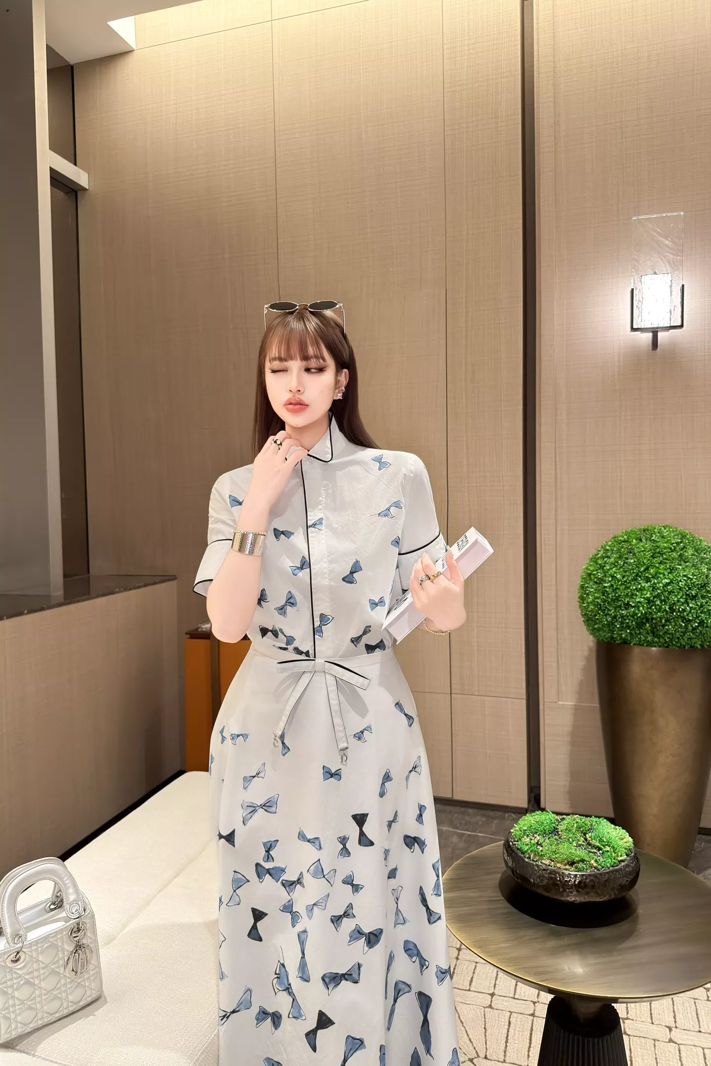 디올 나비 프린트 에이라인 스커트 상세 이미지 34