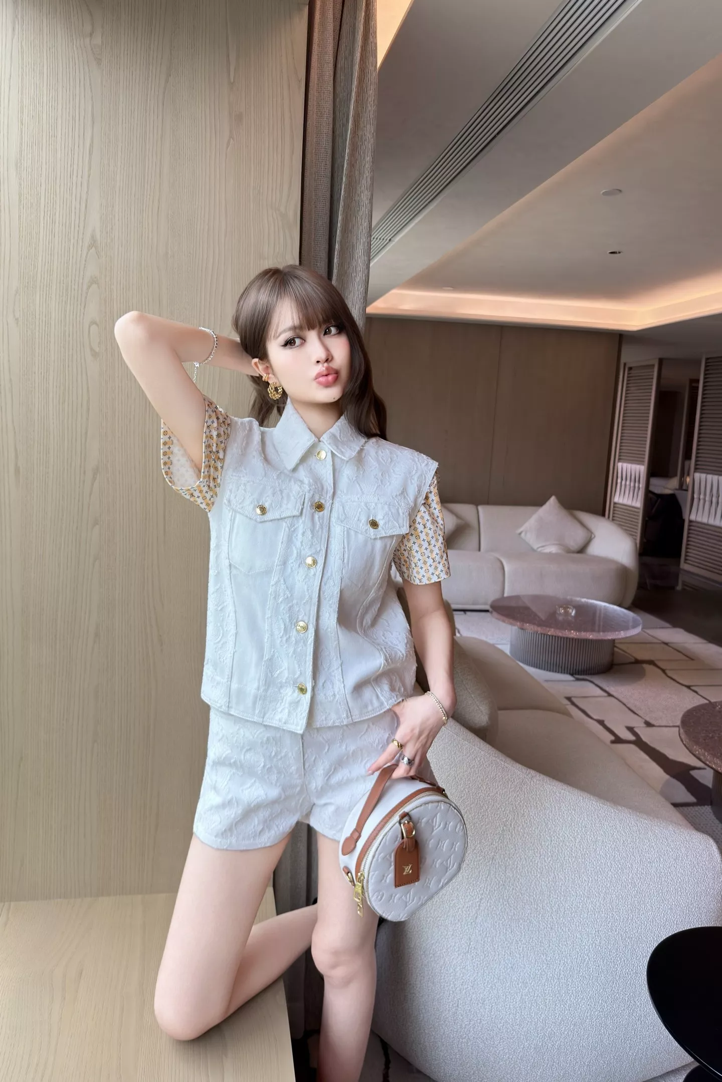 루이비통 화이트 자카드 데님 쇼츠 상세 이미지 28