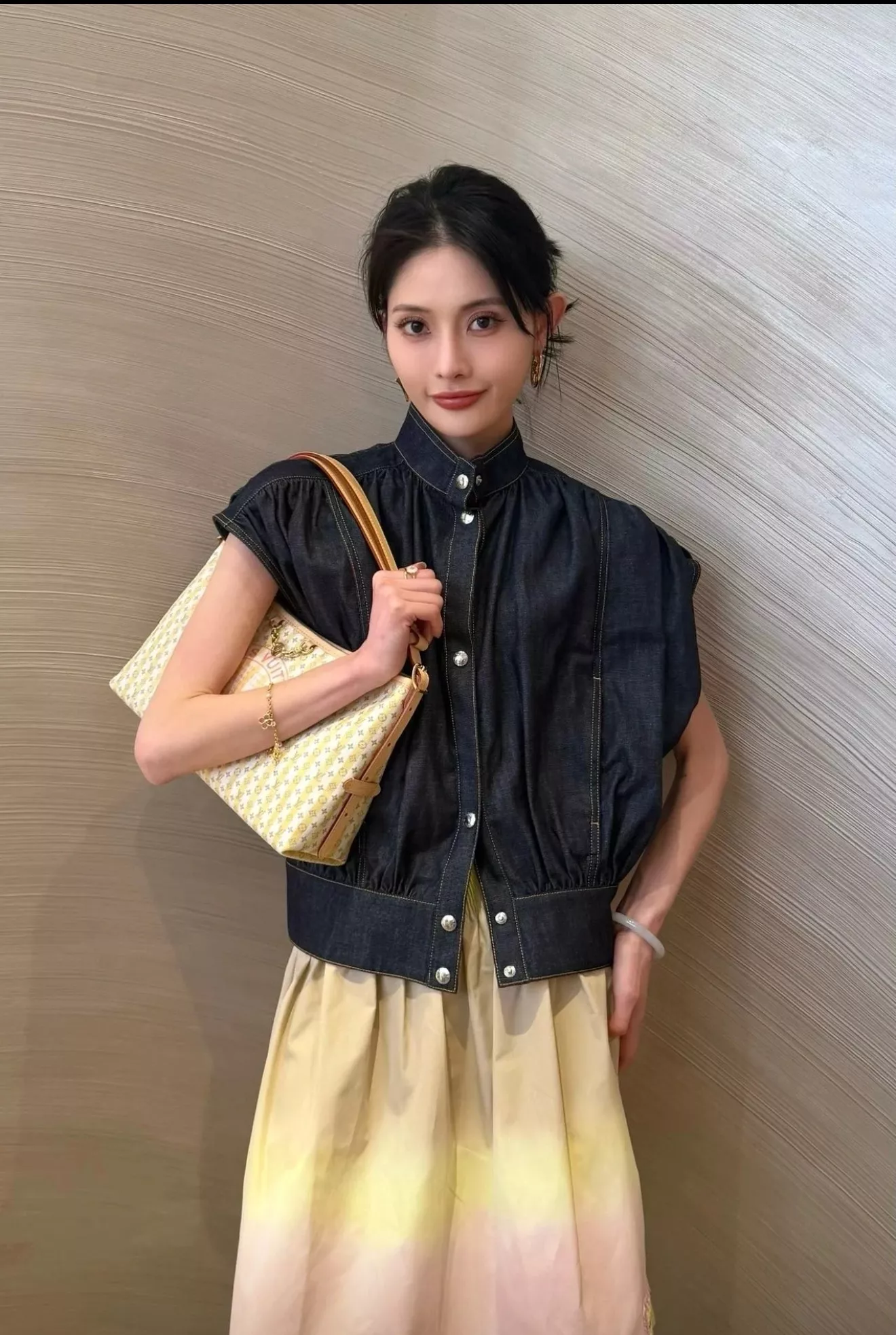 루이비통 스탠드 칼라 데님 베스트 상세 이미지 18