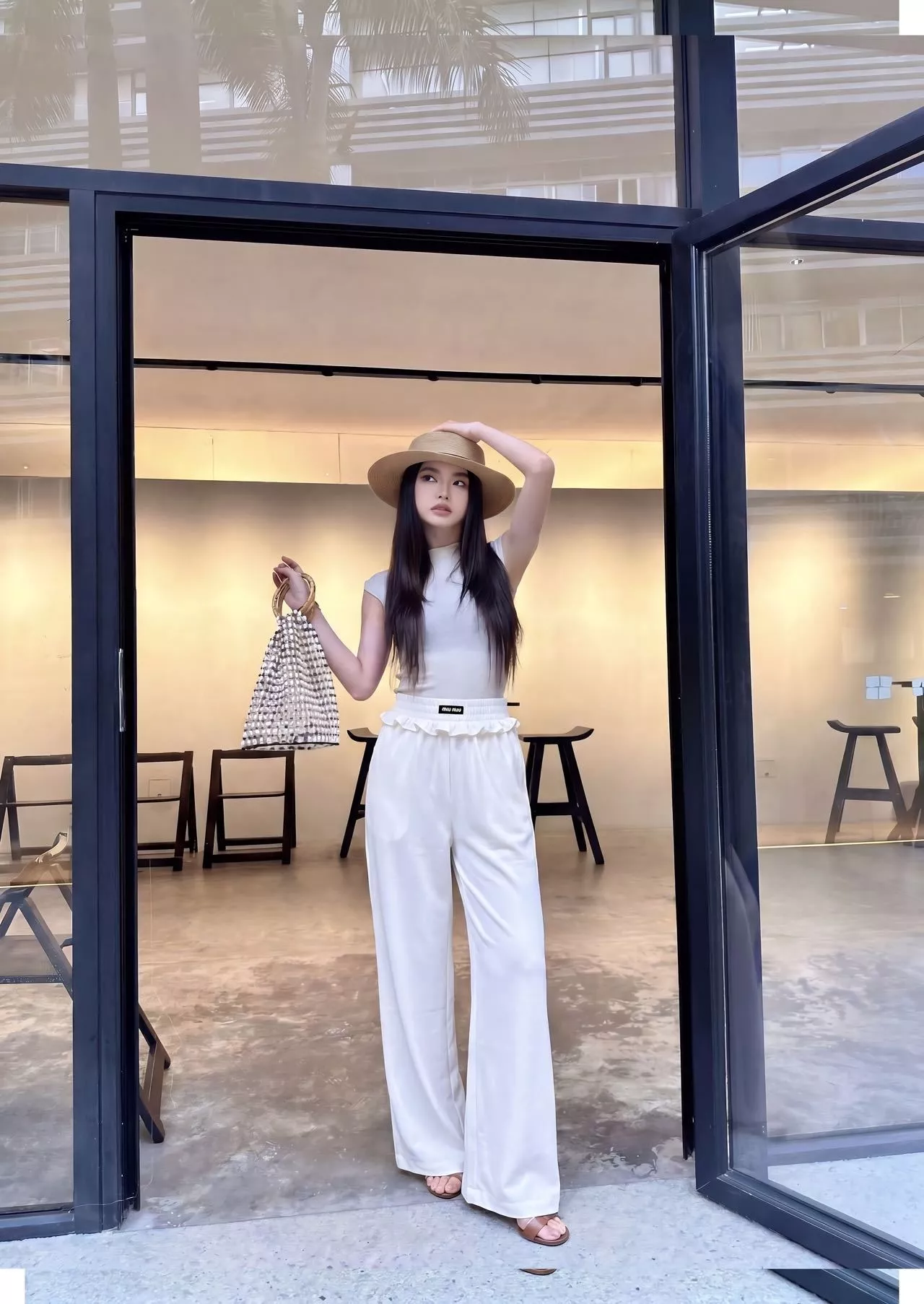 미우미우 프릴 허리 와이드 밴딩 팬츠 상세 이미지 20