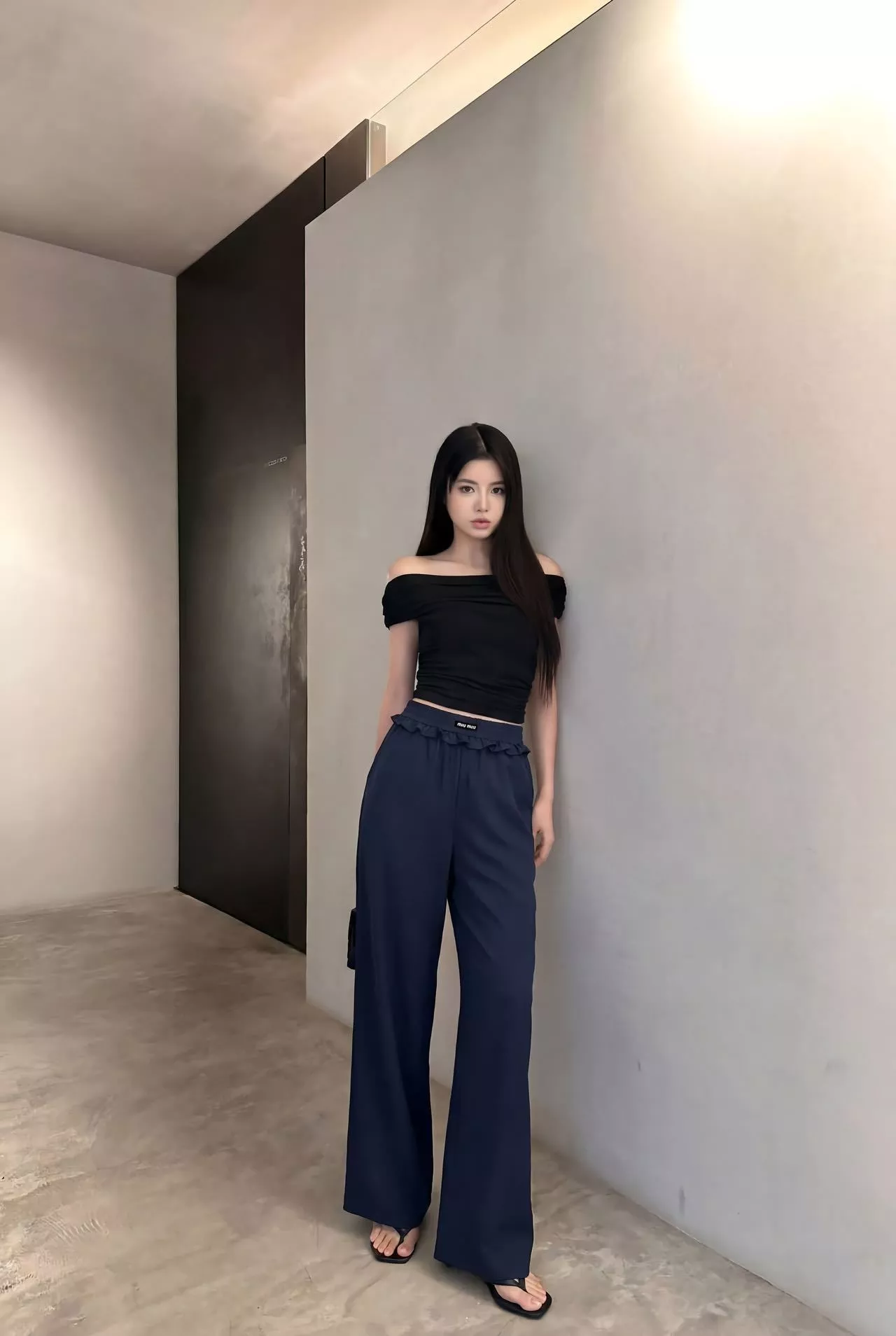 미우미우 프릴 허리 와이드 밴딩 팬츠 상세 이미지 14