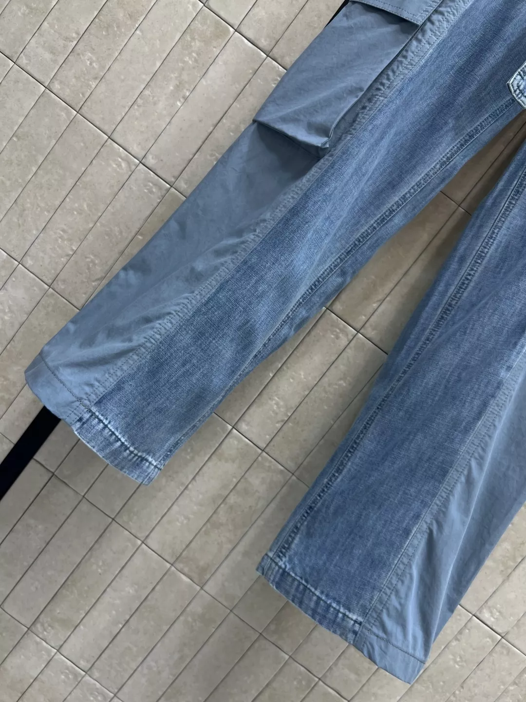 루이비통 배색 데님 와이드 팬츠 상세 이미지 4