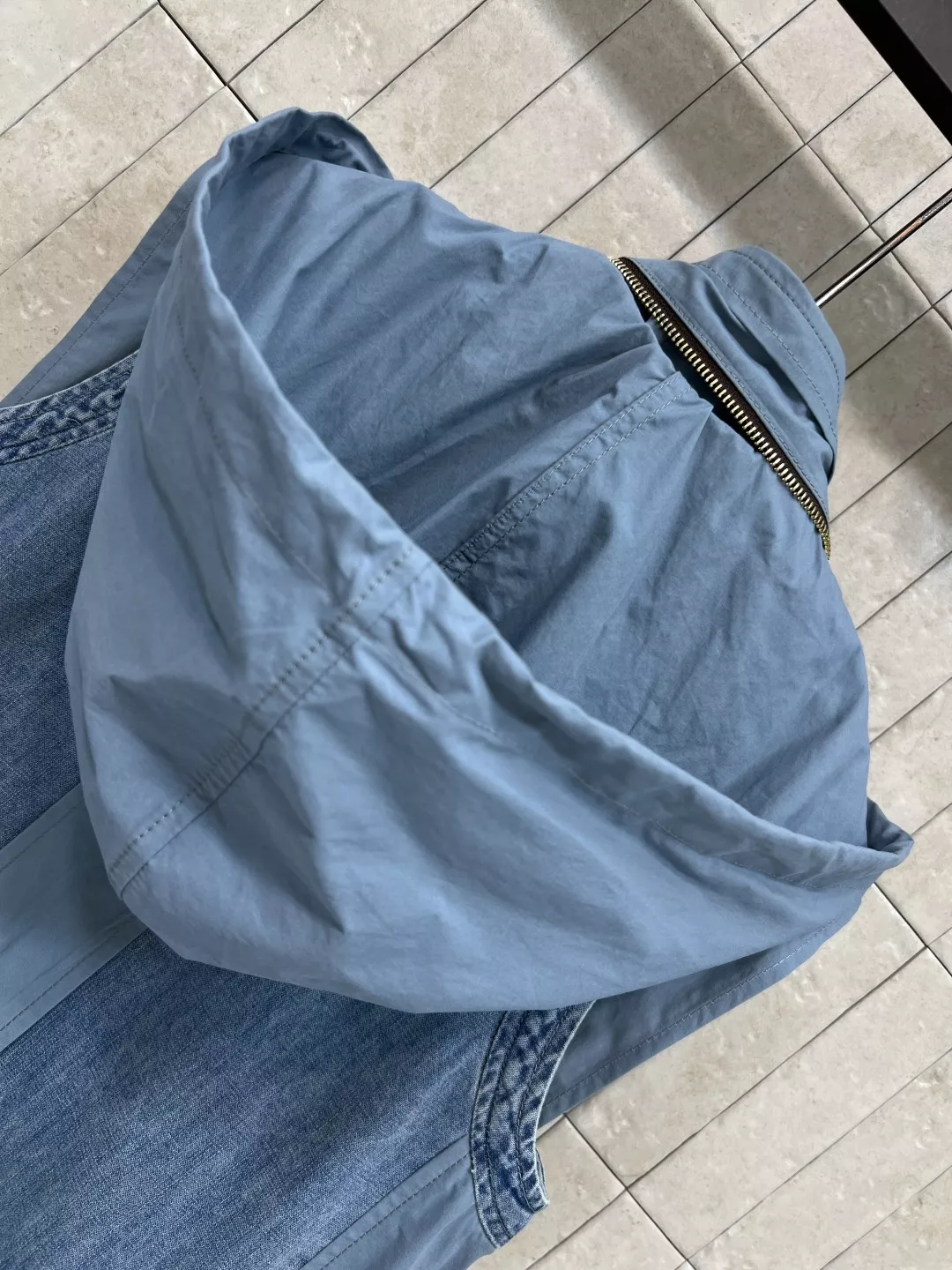 루이비통 후드 디테일 워싱 데님 베스트 상세 이미지 8