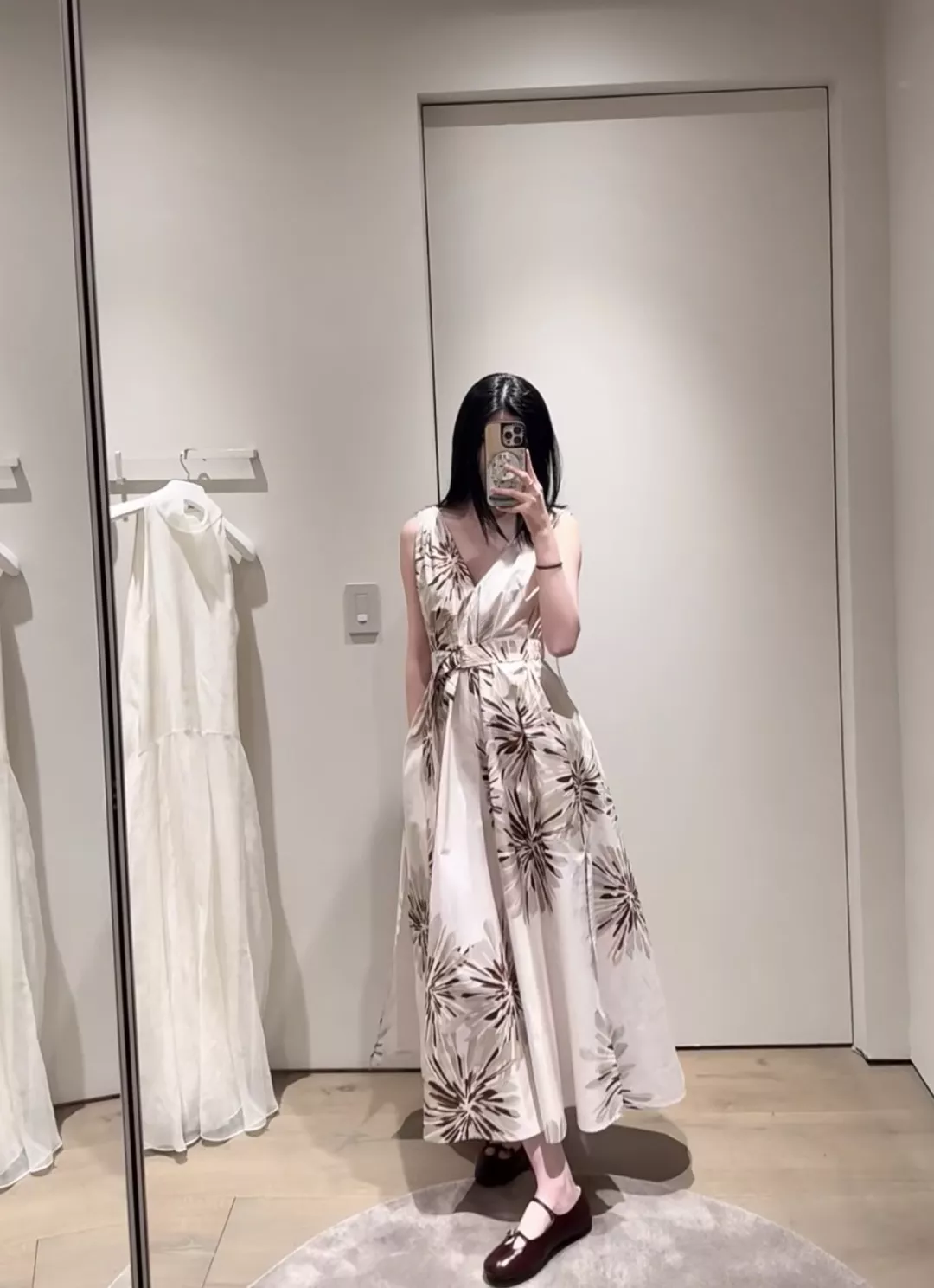 브루넬로쿠치넬리 체인 장식 브이넥 드레스 상세 이미지 17