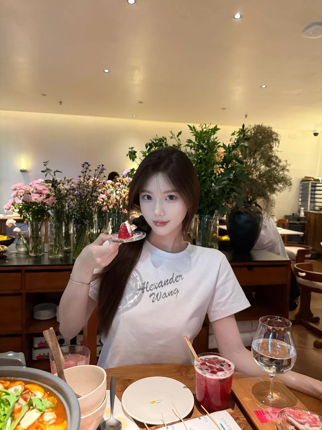 알렉산더왕 레터링 핫픽스 슬림 반팔 탑 상세 이미지 35