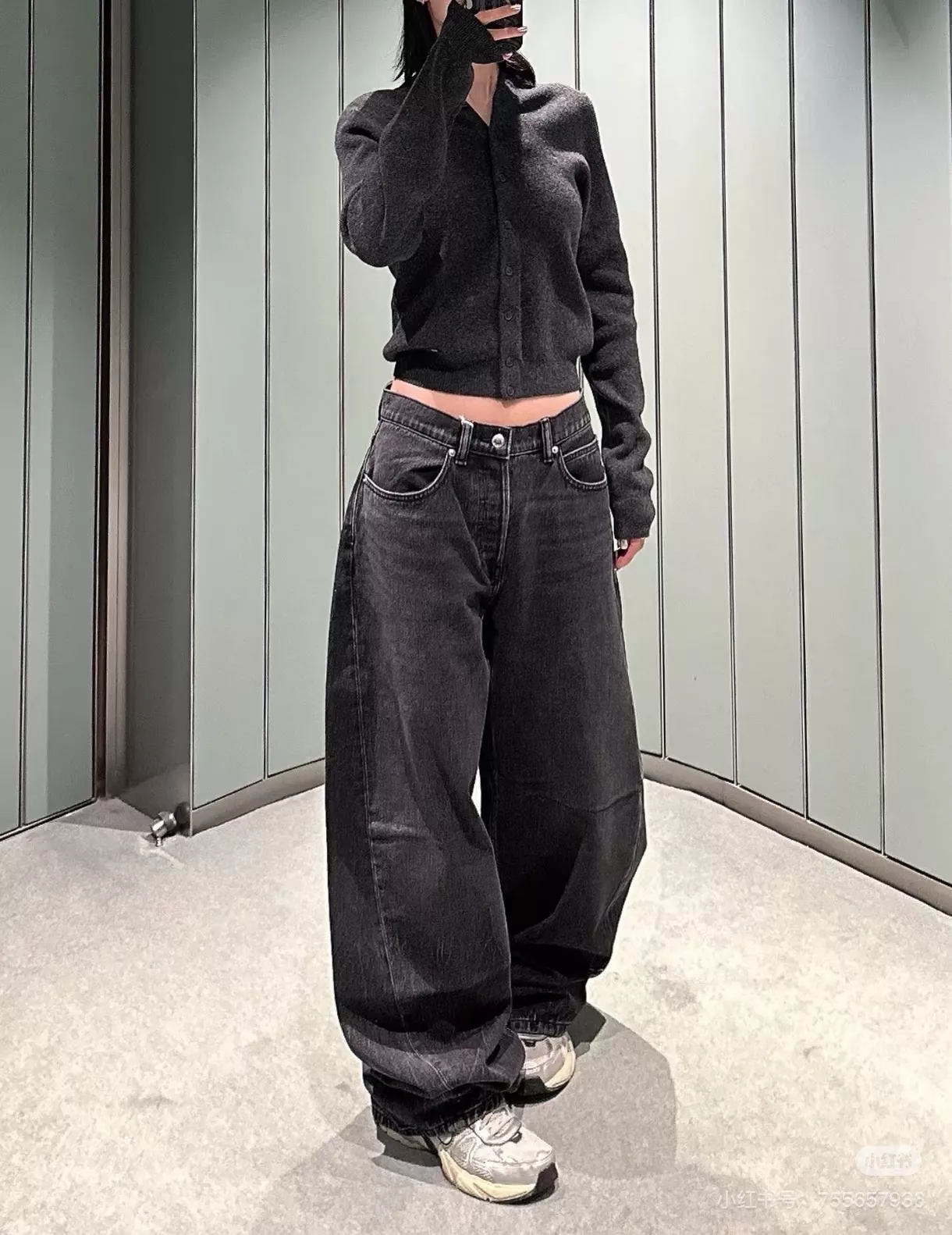 알렉산더왕 워싱 블랙 커브드 진 상세 이미지 59