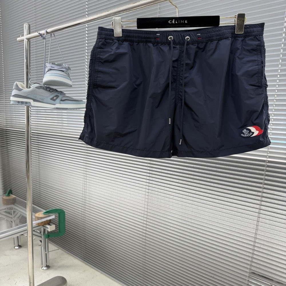 몽클레어 패치 디테일 나일론 쇼츠