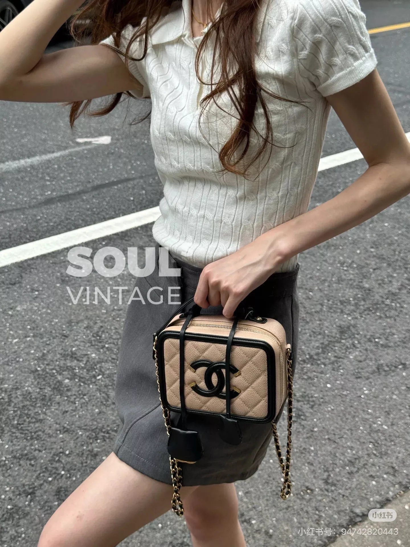 샤넬 빈티지 감성 박스형 핸들백 상세 이미지 29