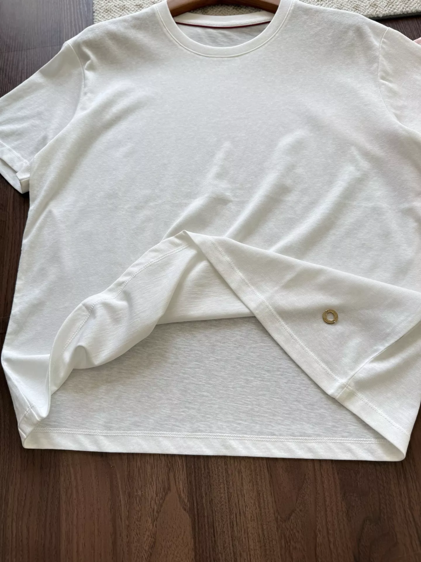 로로피아나 미니멀 라운드 반팔 탑 상세 이미지 17