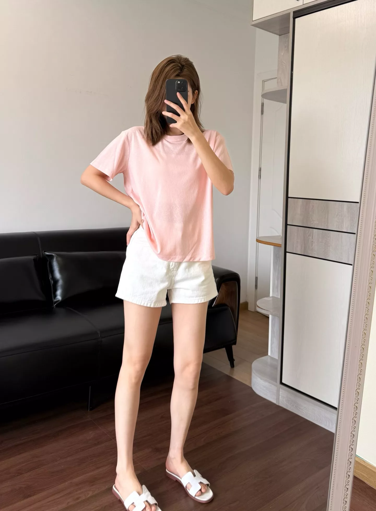 로로피아나 미니멀 라운드 반팔 탑 상세 이미지 44