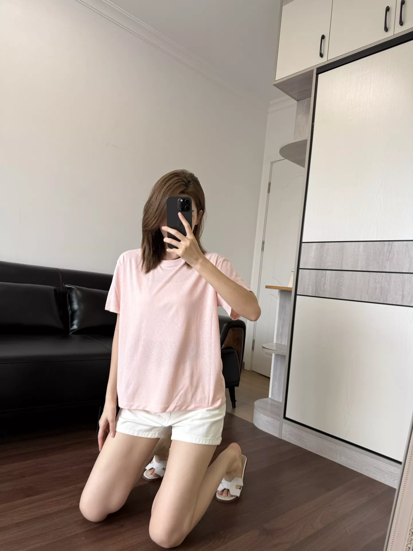 로로피아나 미니멀 라운드 반팔 탑 상세 이미지 40
